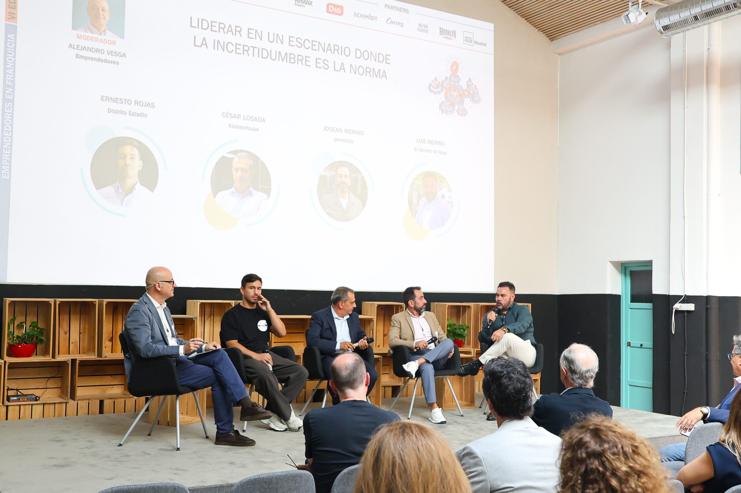 Emprendedores-mesa-redonda-luis-6